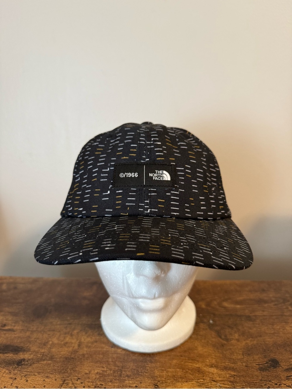 The North Face Pack Unstructured Cap NWOT RARE